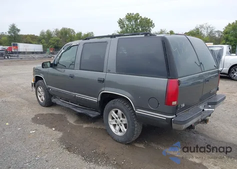 1999 Chevrolet Tahoe Ls z USA, uszkodzony, nr VIN 1GNEK13R0XJ538824